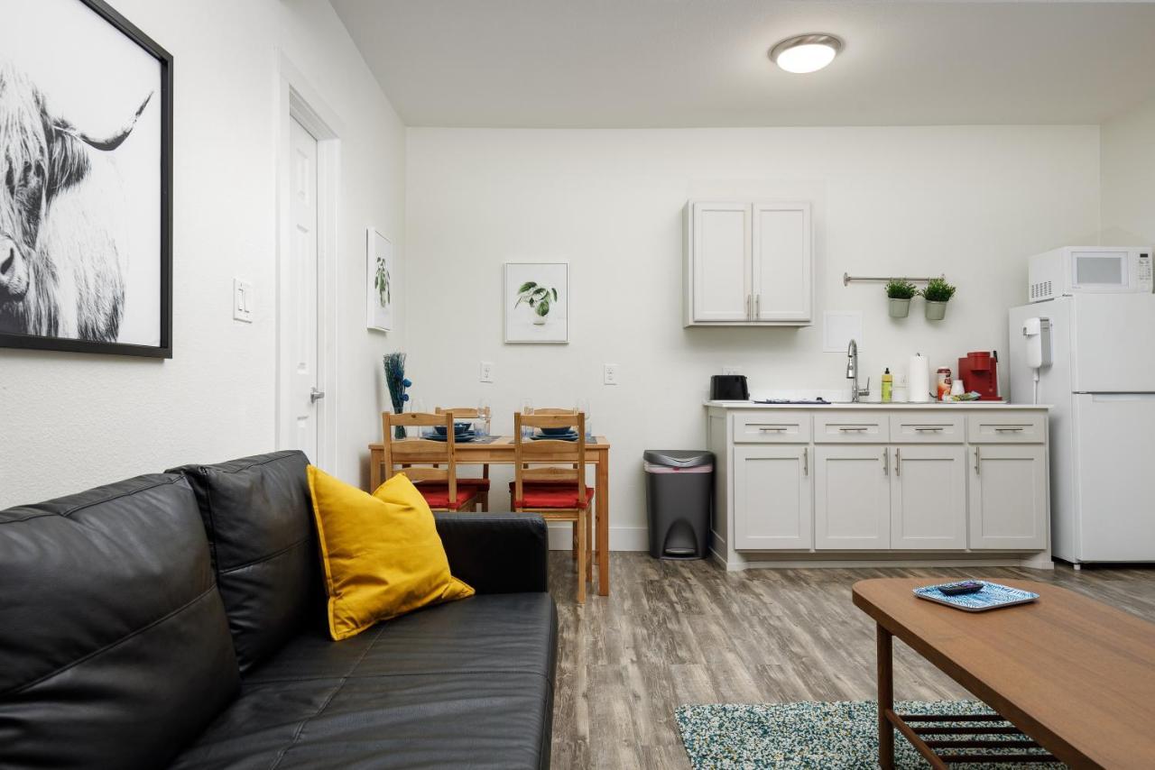 735 W 10Th St Dallas Bagian luar foto
