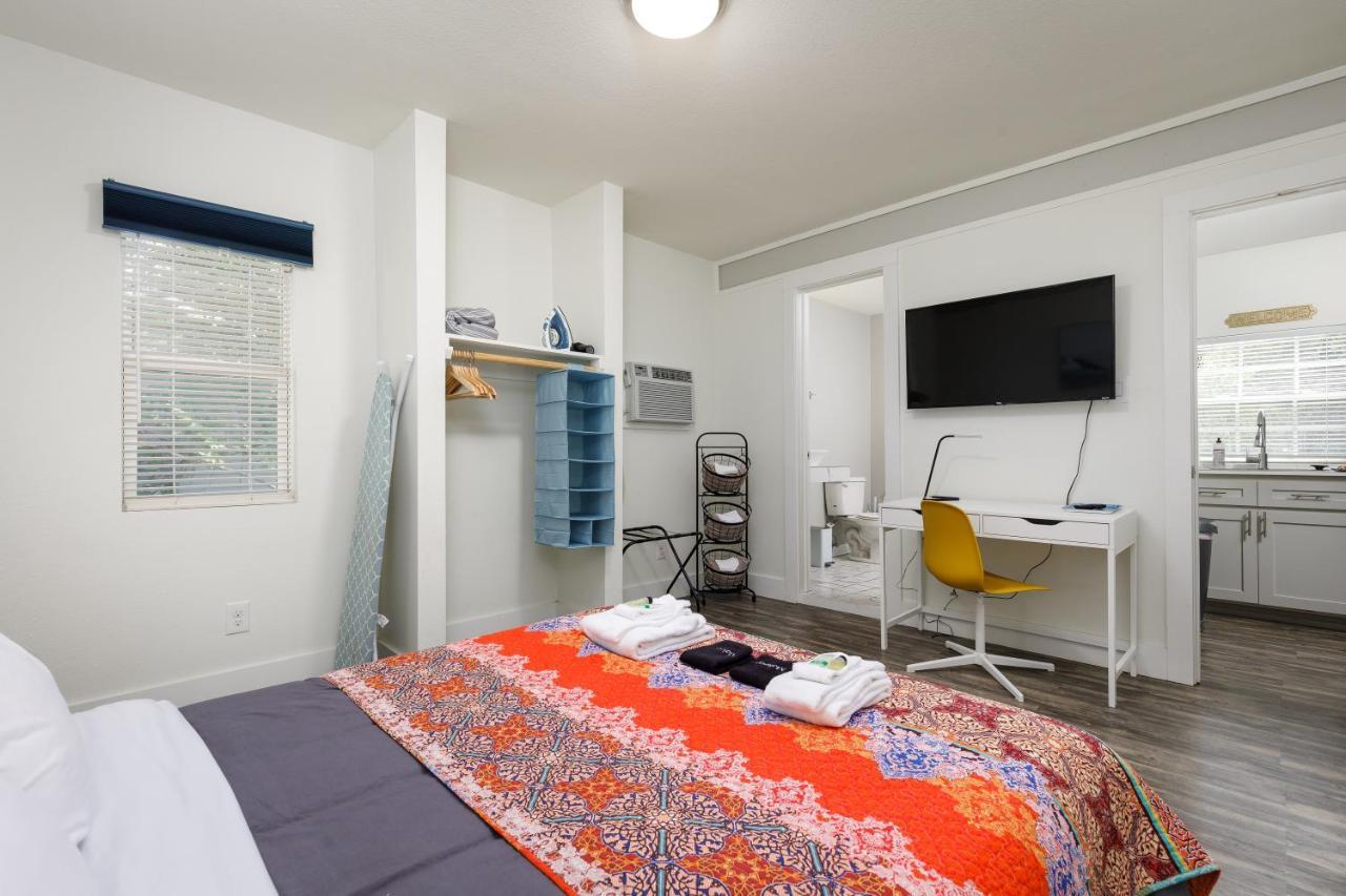 735 W 10Th St Dallas Bagian luar foto