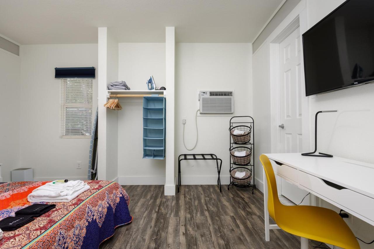 735 W 10Th St Dallas Bagian luar foto