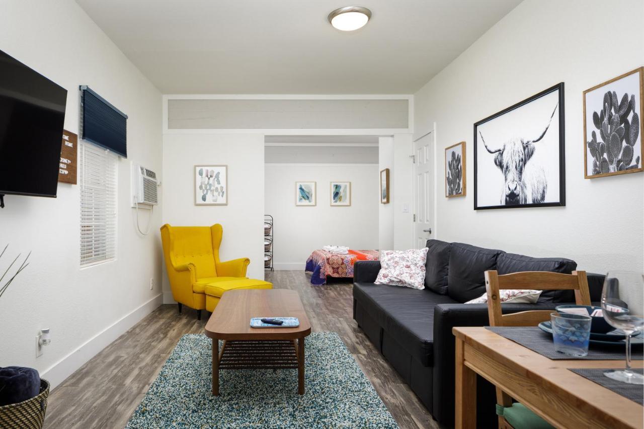 735 W 10Th St Dallas Bagian luar foto