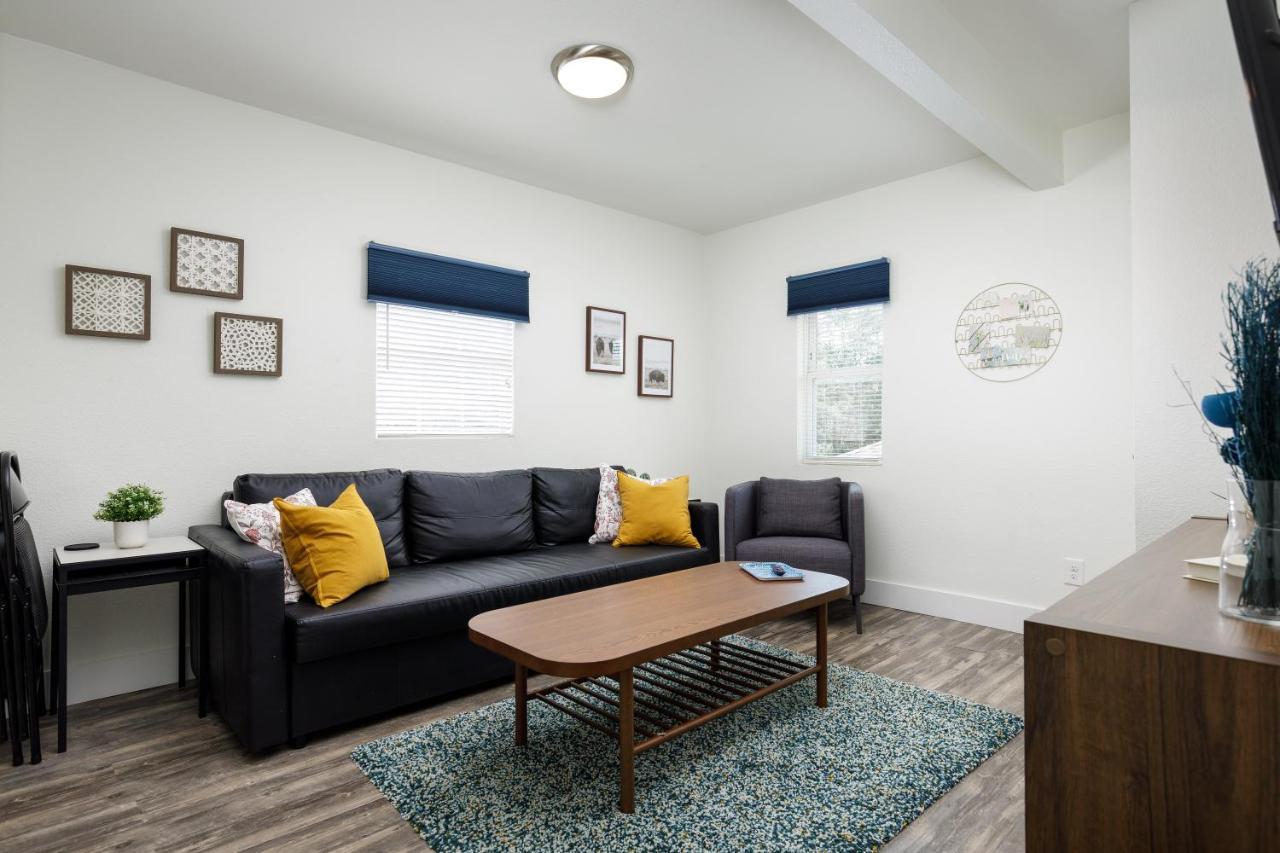 735 W 10Th St Dallas Bagian luar foto