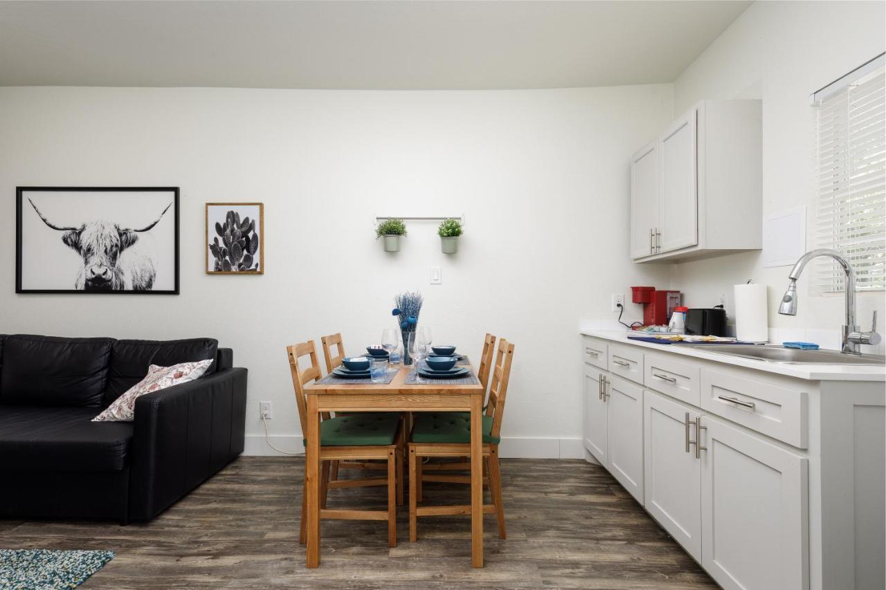 735 W 10Th St Dallas Bagian luar foto