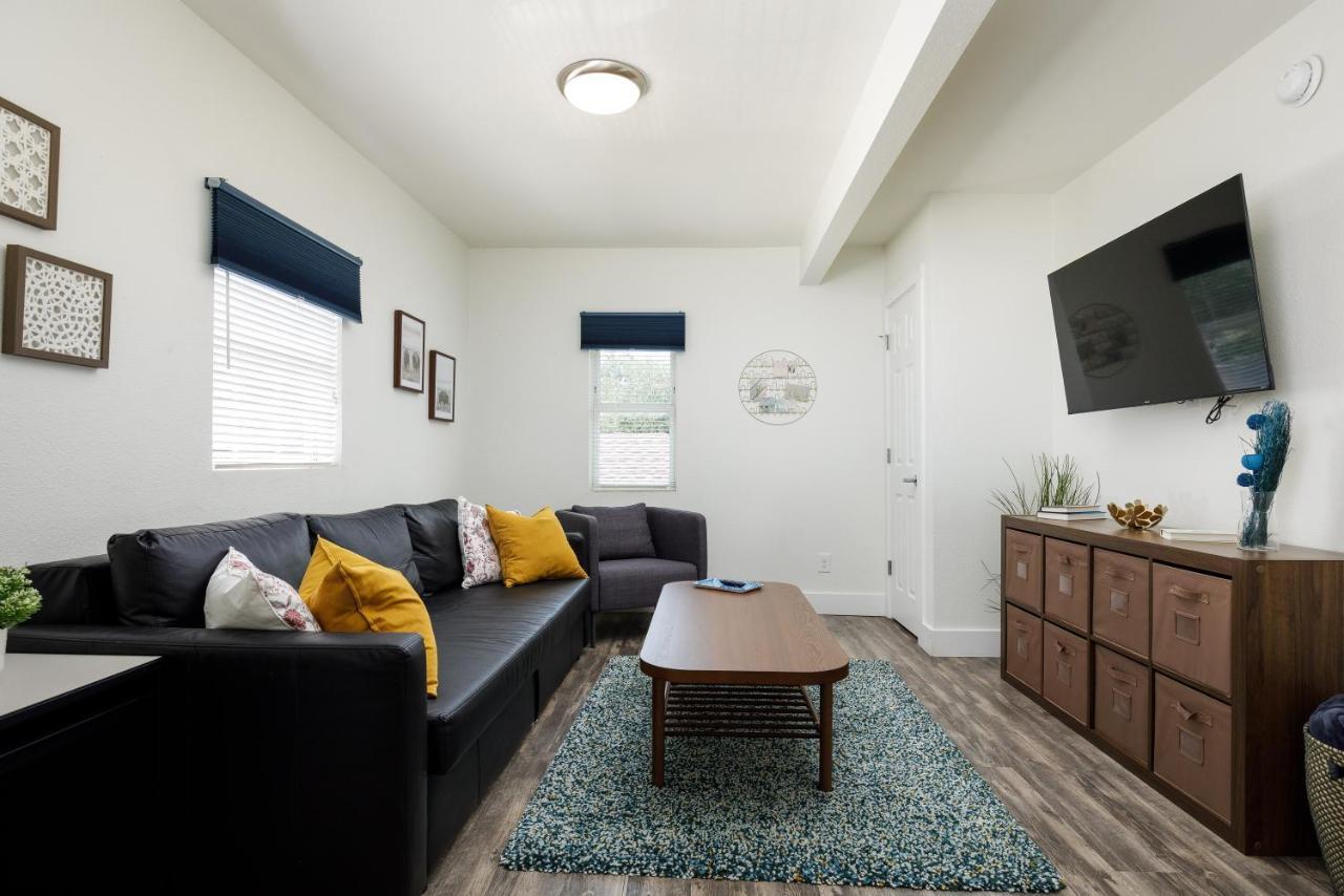 735 W 10Th St Dallas Bagian luar foto